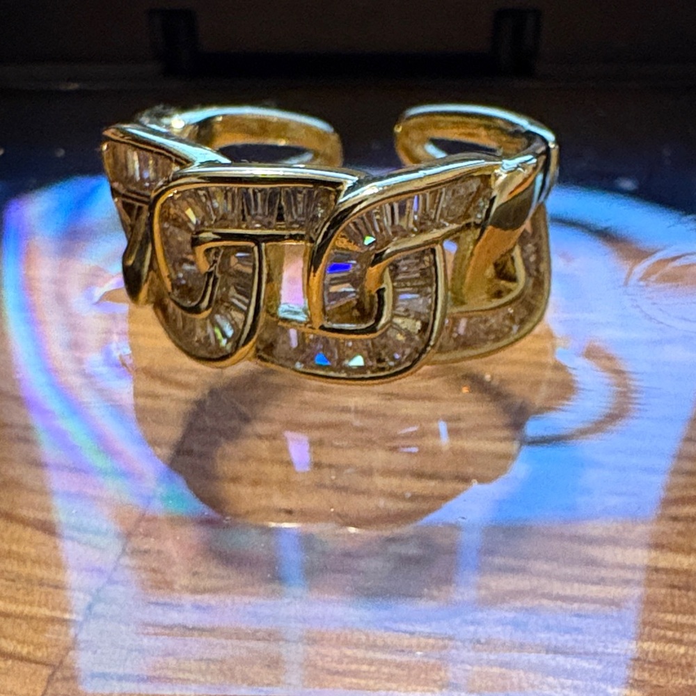 Gold Tone Chain Link Ring